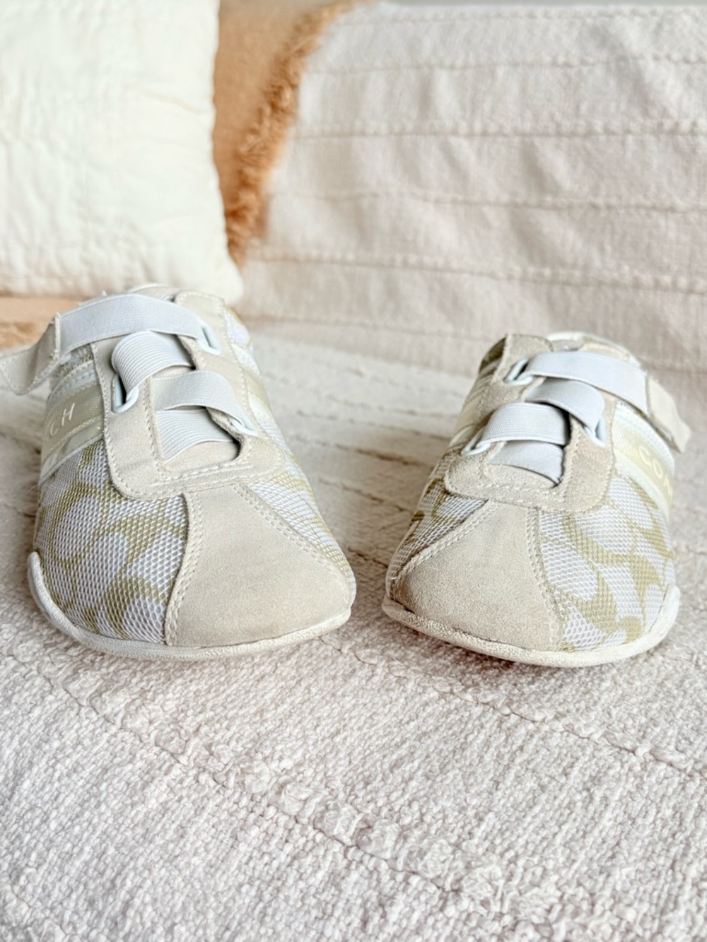 Coach Monogram Sneakers Cream Neutral Low Top Jenny Size 8 - Picture 6 of 15